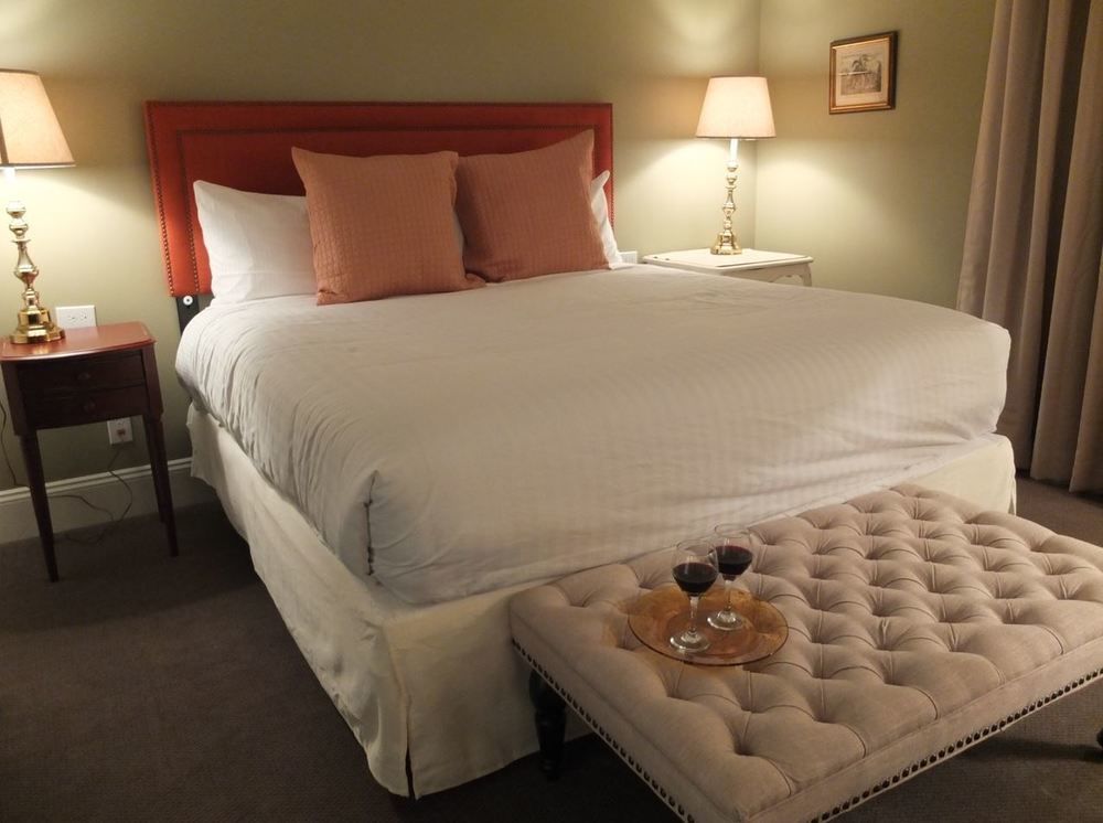 The English Inn Eaton Rapids 외부 사진
