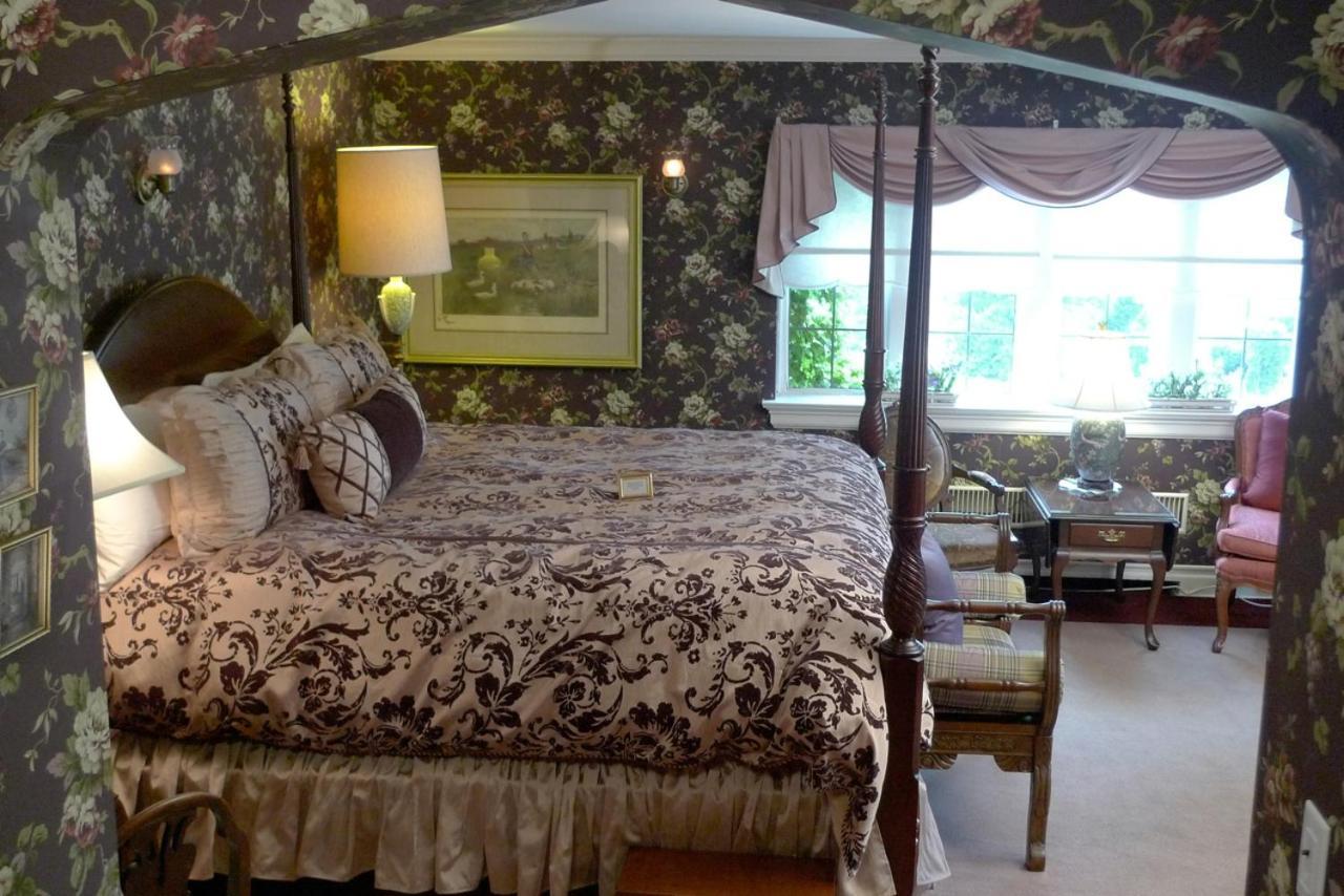 The English Inn Eaton Rapids 외부 사진
